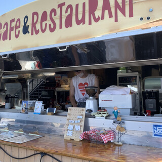 エアストリームカフェ ゼニバコベース_2