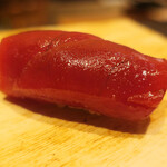 鮓 きずな - 鮪 漬け (塩釜)握り