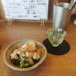 千日前 おく田 - ゴーヤのおひたし ＆ 冷酒（百十郎 赤面 大辛口純米）