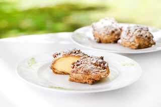 Cresson River Side Story - Forest Cream Puff