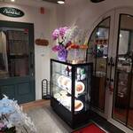 モッキン バード - 禁煙室入口扉と喫煙室入口扉