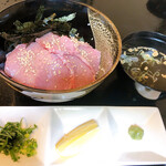 Yakiniku Mihiro - 特選牛炙り丼　¥1,320