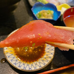 魚亥子 - マグロの切り身が分厚くて大きい。