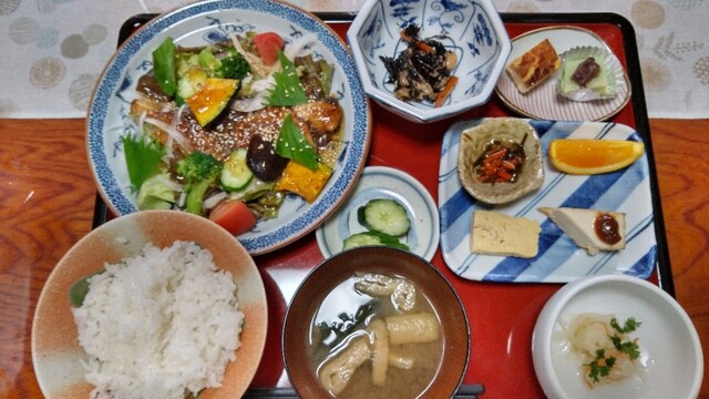 御馳走亭ちゃぽん - 新庄（食堂）の写真