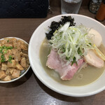 ヌードル＆スパイスカレー 今日の1番 - 