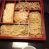 蕎麦まつも - 料理写真:５色盛、下から左まわりにセイロ、しらゆき、田舎、粗挽き、真ん中はさくら