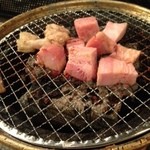 Gyuu kaku - 厚切りベーコン