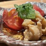 とり茶太郎 - 比内地鶏胸筋とフルーツトマトの三杯酢、箸休めが単なる大根おろしとかじゃ無いのが凄いですねー！