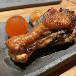 とり茶太郎 - 燻製盛り合わせ/ホロホロ鳥手羽元、キンカン、スカルモッツァ