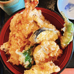 Don To Ya - 天丼、真上から！