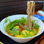 そば くら富 - トマトとナスの冷やかけ蕎麦1700円