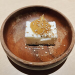 焼き鳥・日本酒ダイニング SAKi - 付き出し　牛乳豆腐