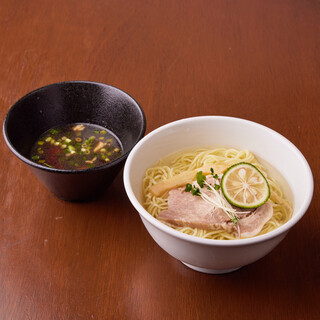 海帶水雞蘸汁蕎麥面