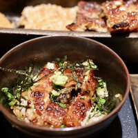 うなぎ四代目菊川 ミッドランドスクエア 名古屋本店 - 二杯目は薬味を加えて