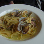アチェーロ - 20130331）ツレが頼んだアサリのパスタ