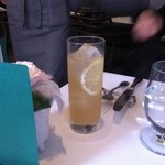 イル・ボッコーネ - 自家製ジンジャーエール