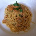 イル・ボッコーネ - 生ウニとフレッシュトマトのスパゲティ