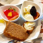 キャナリィ・ロウ - 