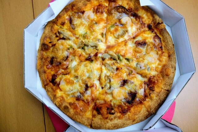 ピザ・テン・フォー 釧路昭和店 - 新富士（ピザ）の写真