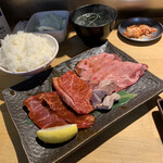 Niku Oroshi Chokuei Yakiniku Niku No Okayama - 