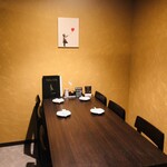 Yakitori Izakaya Bankushi - バンクシー作品がある完全個室のお席です！