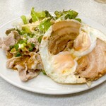 ゆたか食堂 - チャーシューエッグ＆豚ごましゃぶ