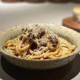 地元食材と旬の味わい◆沖縄の低加水パスタフレスカ