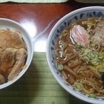 ひろちゃん - カツ丼、ラーメン大盛