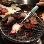 炭火焼肉 河内屋 - 