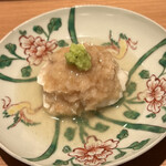 Tsukanoma - 白甘鯛と蓮根の蒸し物。薄味の餡と本山葵の香味でいただきます。文句なしにウンマイ