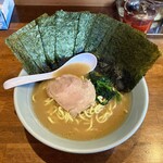 矢口家 - ラーメン720円麺硬め。海苔増し110円。