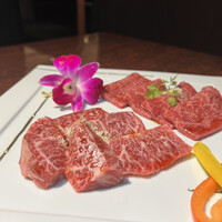 黒毛和牛焼肉 虎斑 北新地店 - 