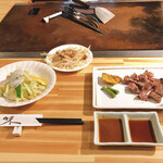 ステーキハウスさいとう - ランチ　サーロイン150g＋サラダ＋焼きもやし＋ライス＋味噌汁　2022/7/21