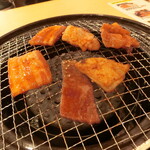 JAPANESE BBQ ENJOY - じゃんじゃん焼きます