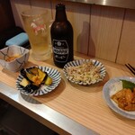 立呑み晩杯屋  - このちょっとづつがいい