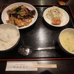 チャイニーズ・レストラン ハチ - ムースールー定食(豚肉とキクラゲの卵炒め)¥1,200