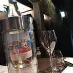 W aoyama The Cellar & Grill - 