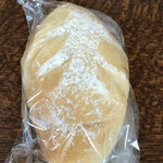 フェルム ラ・テール美瑛 - 一番人気らしきジャージー牛乳パン