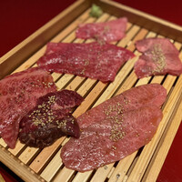 焼肉 綾小路 - 