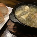 MILLE FIORI - カマンベールチーズのアヒージョ　バケット2ケ付き