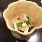 壽山 - 赤貝と若布の酢のもの