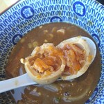 松戸富田麺桜 テラスモール松戸店  - 味玉へ、アラン・ドロン