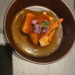 北海道焼肉 北うし - 海鮮と果物（メロン）のキムチ