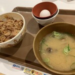 すき家 - 牛丼（並盛）しじみ汁たまごセット