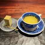 きう - 梶谷農園ハーブティー
      ピスタチオケーキ