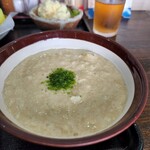 まる信 食堂 - とろろ大盛りのアップ