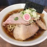 Niboshi Ramen Kogarasumaru - 煮干中華そば