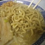 鶏とふじ - 麺のアップ