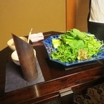 比良山荘 - 芹、葱