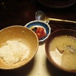 比良山荘 - 食事　鯉コク　白飯、香の物